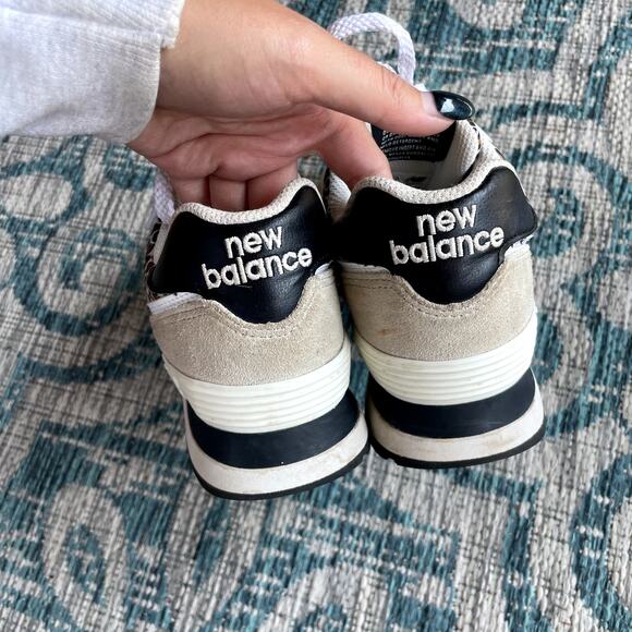 New Balance 574 WL574AY2 Leopard Print Suede Mesh Sneakers - Size 6 - Picture 5 of 8